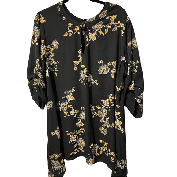 Torrid Marigold Black and Yellow Floral TunicSize 2X - Picture 4 of 12